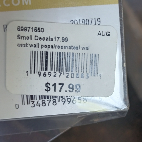 Wall - Picture 5 of 6